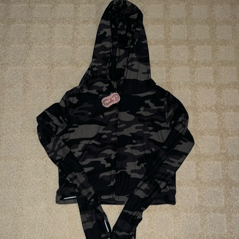 NEW Suzette Cropped Camo Hoodie